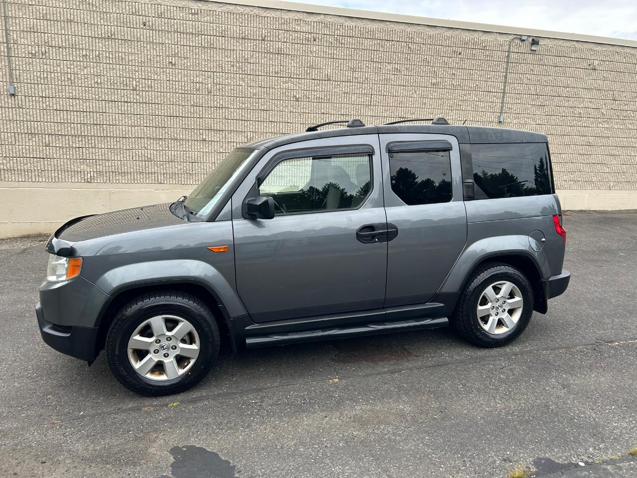 Honda Element EX 4WD AT 2011