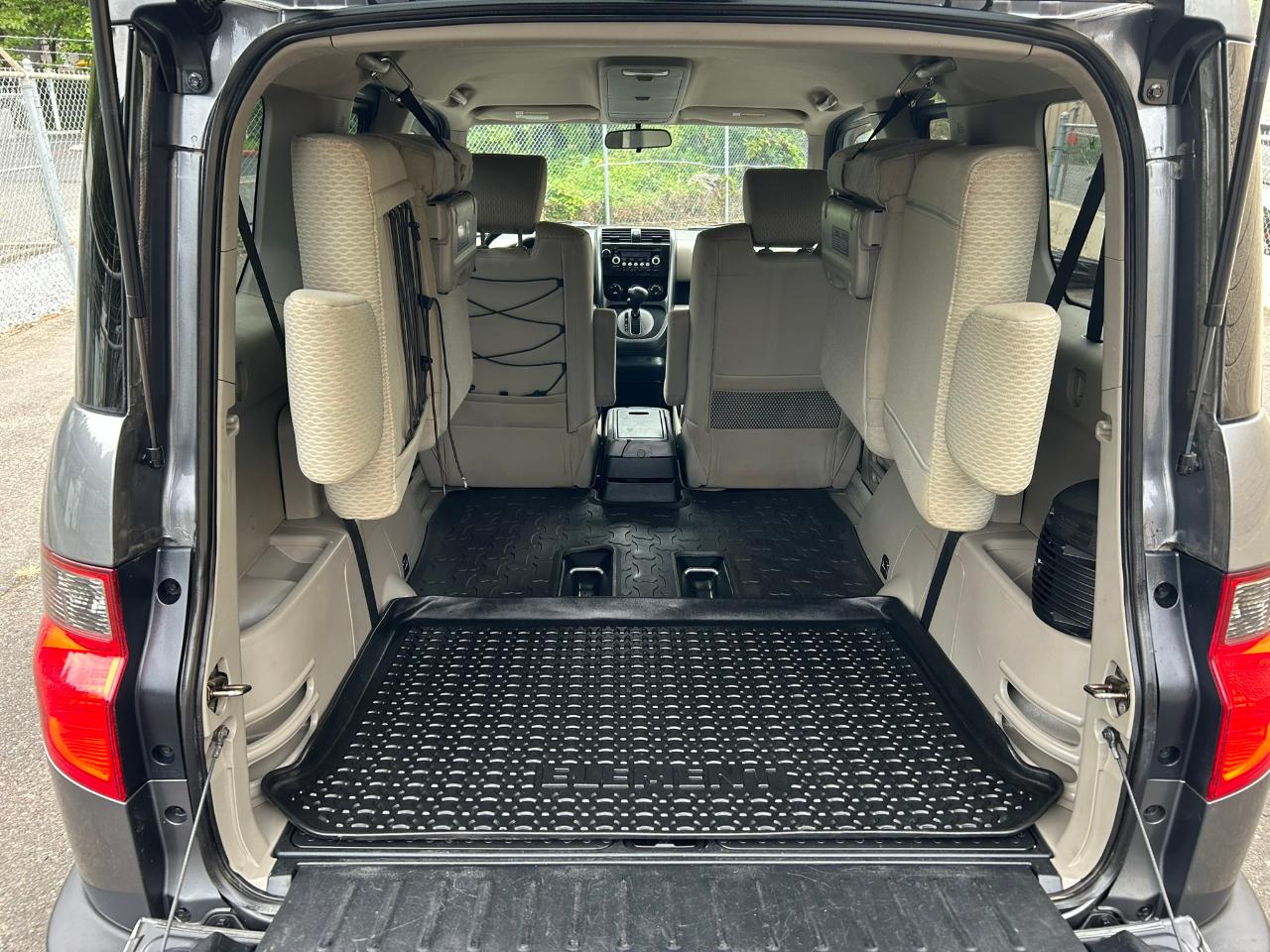 Honda Element EX 4WD AT 2011