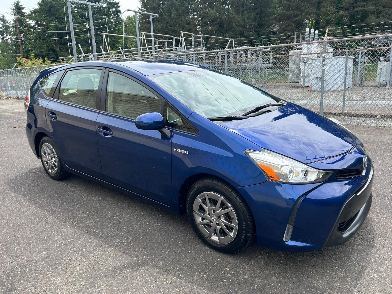 Toyota Prius V Four 2015