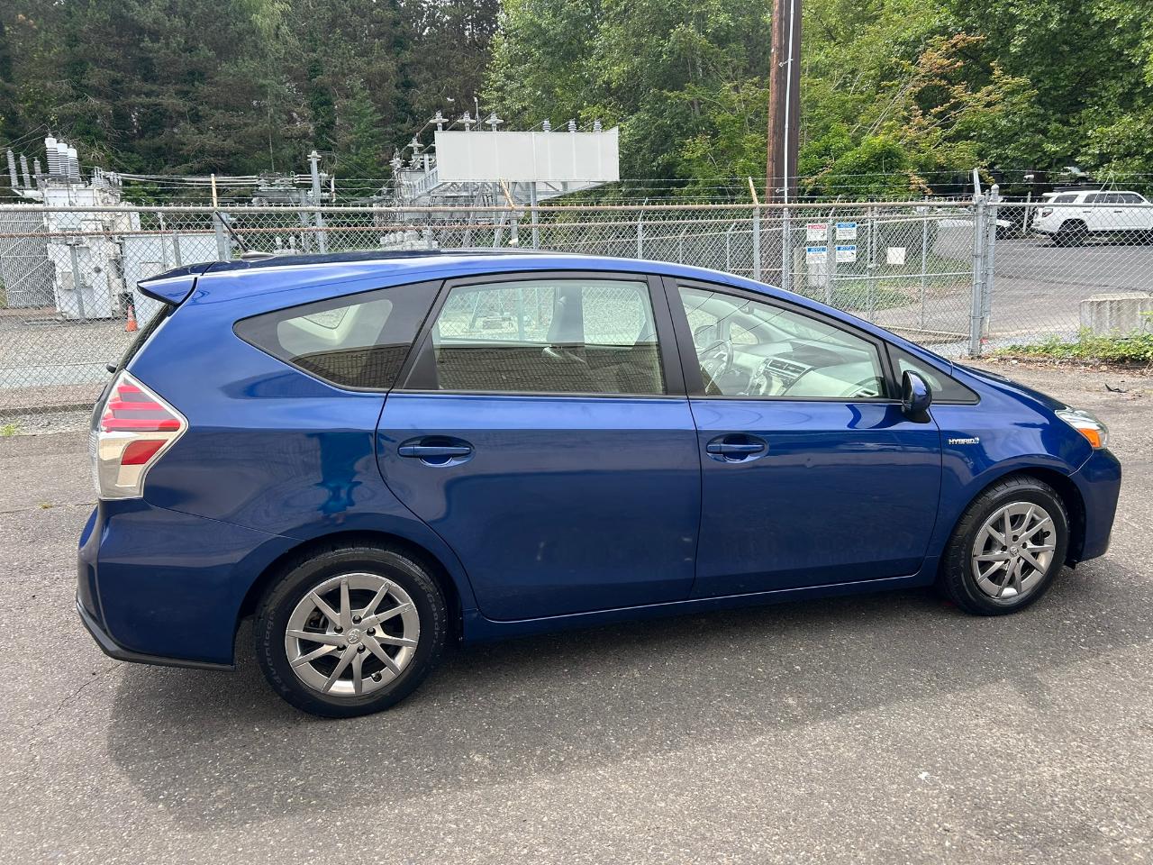 Toyota Prius V Four 2015