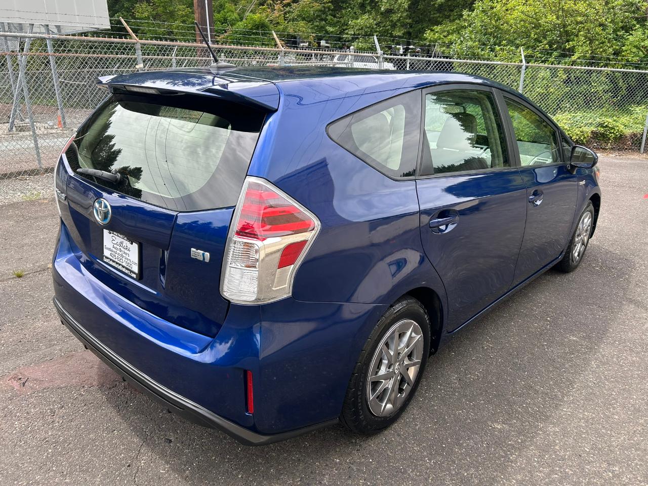 Toyota Prius V Four 2015