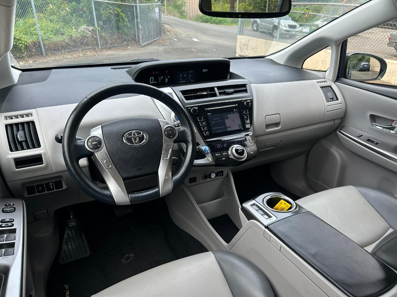 Toyota Prius V Four 2015