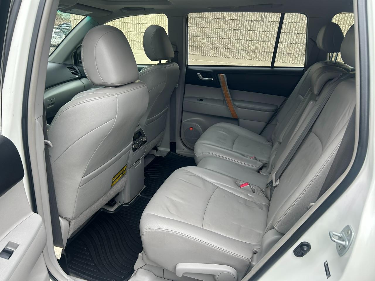 Toyota Highlander Hybrid Limited 4WD 2009