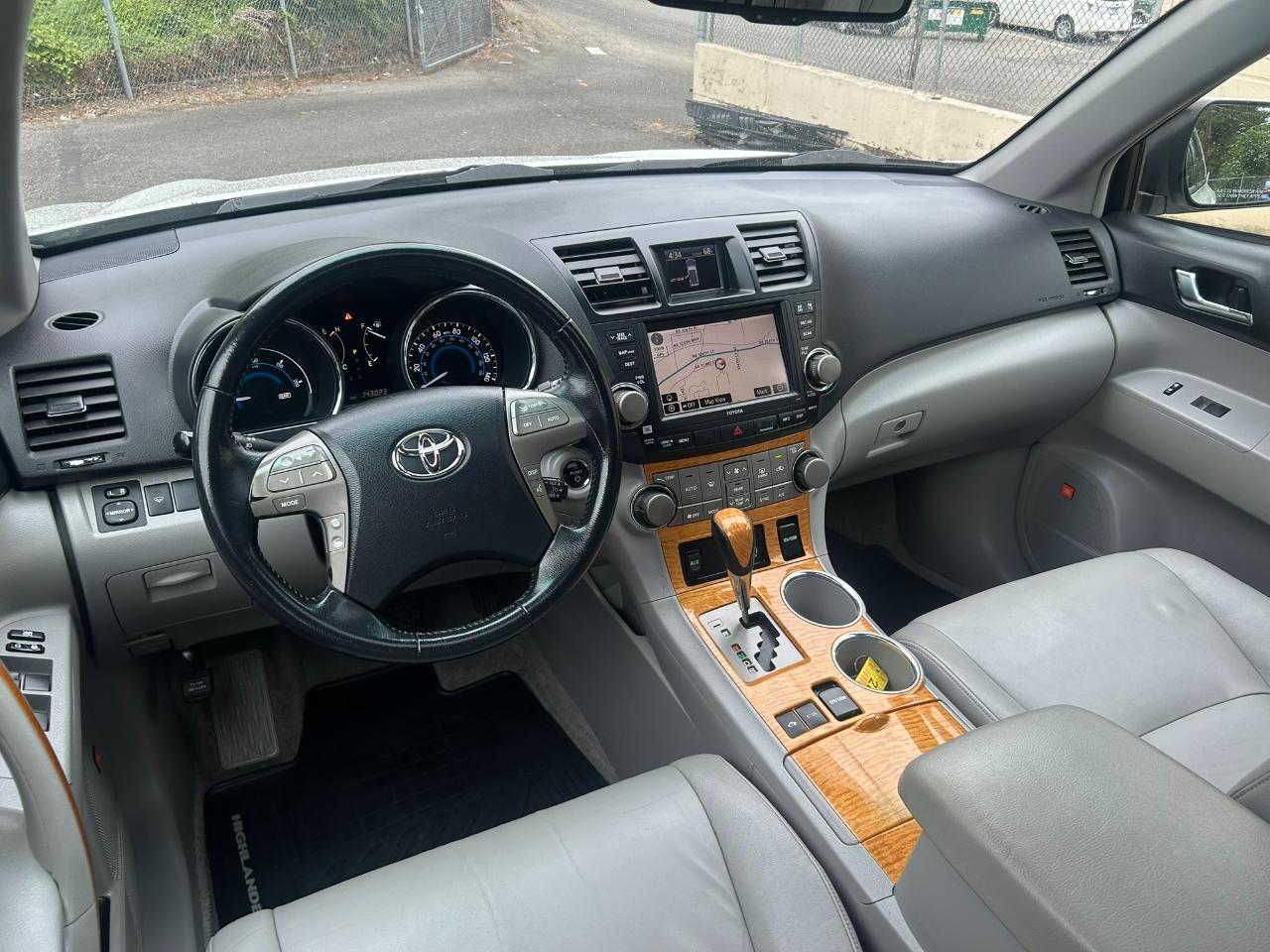 Toyota Highlander Hybrid Limited 4WD 2009