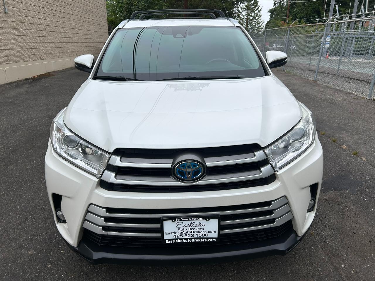 Toyota Highlander Hybrid XLE AWD 2017