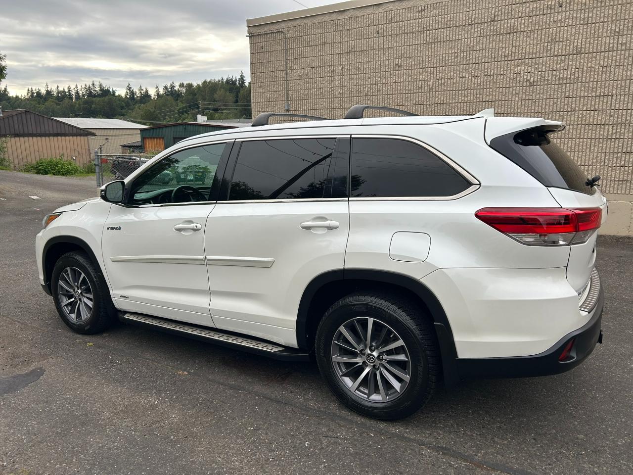 Toyota Highlander Hybrid XLE AWD 2017