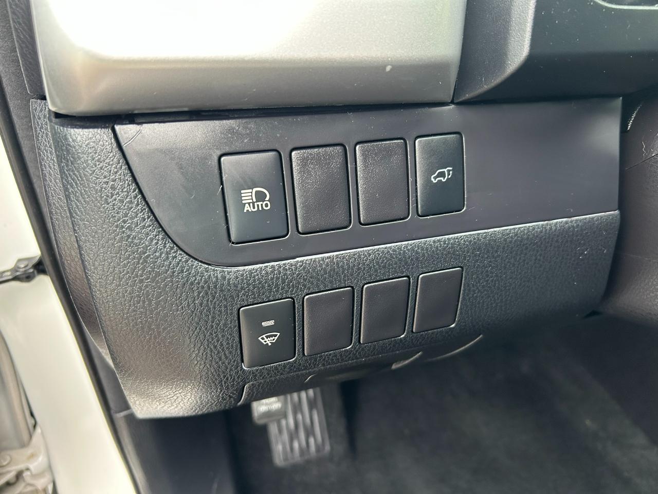 Toyota Highlander Hybrid XLE AWD 2017