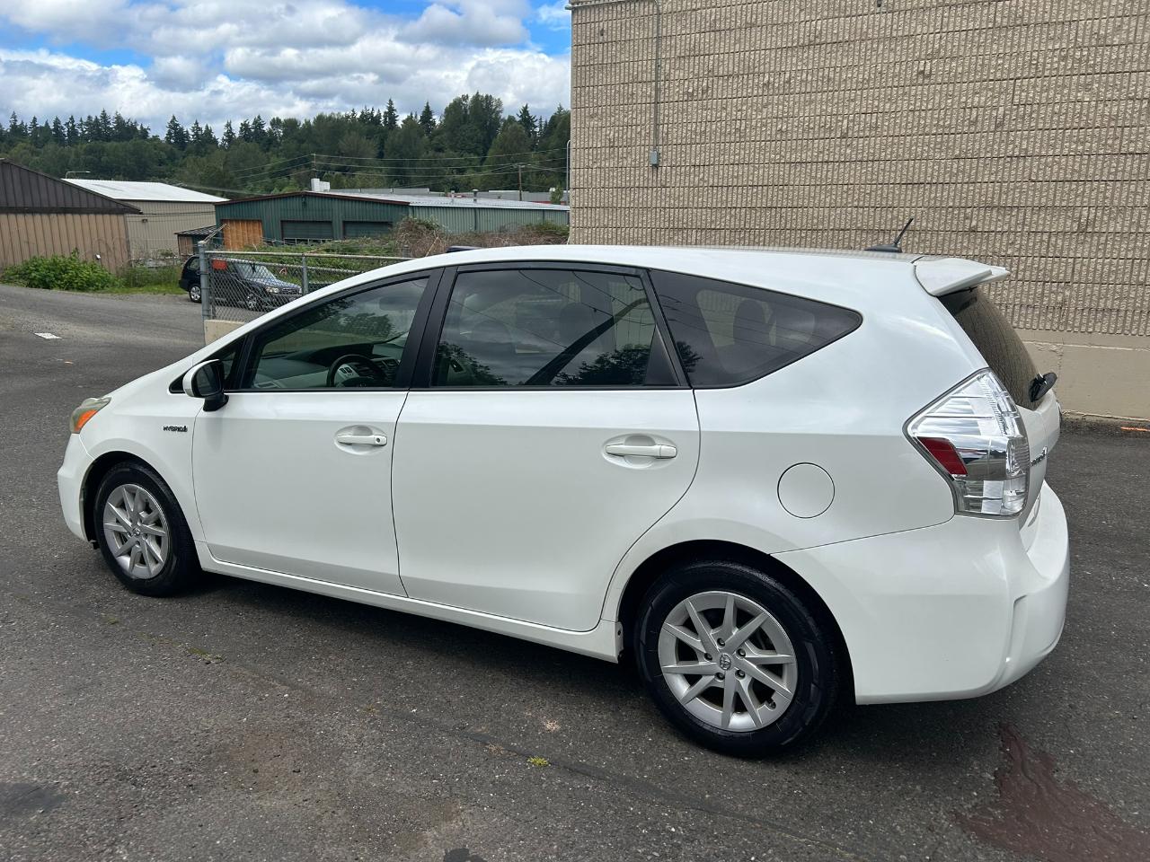 Toyota Prius V Three 2013