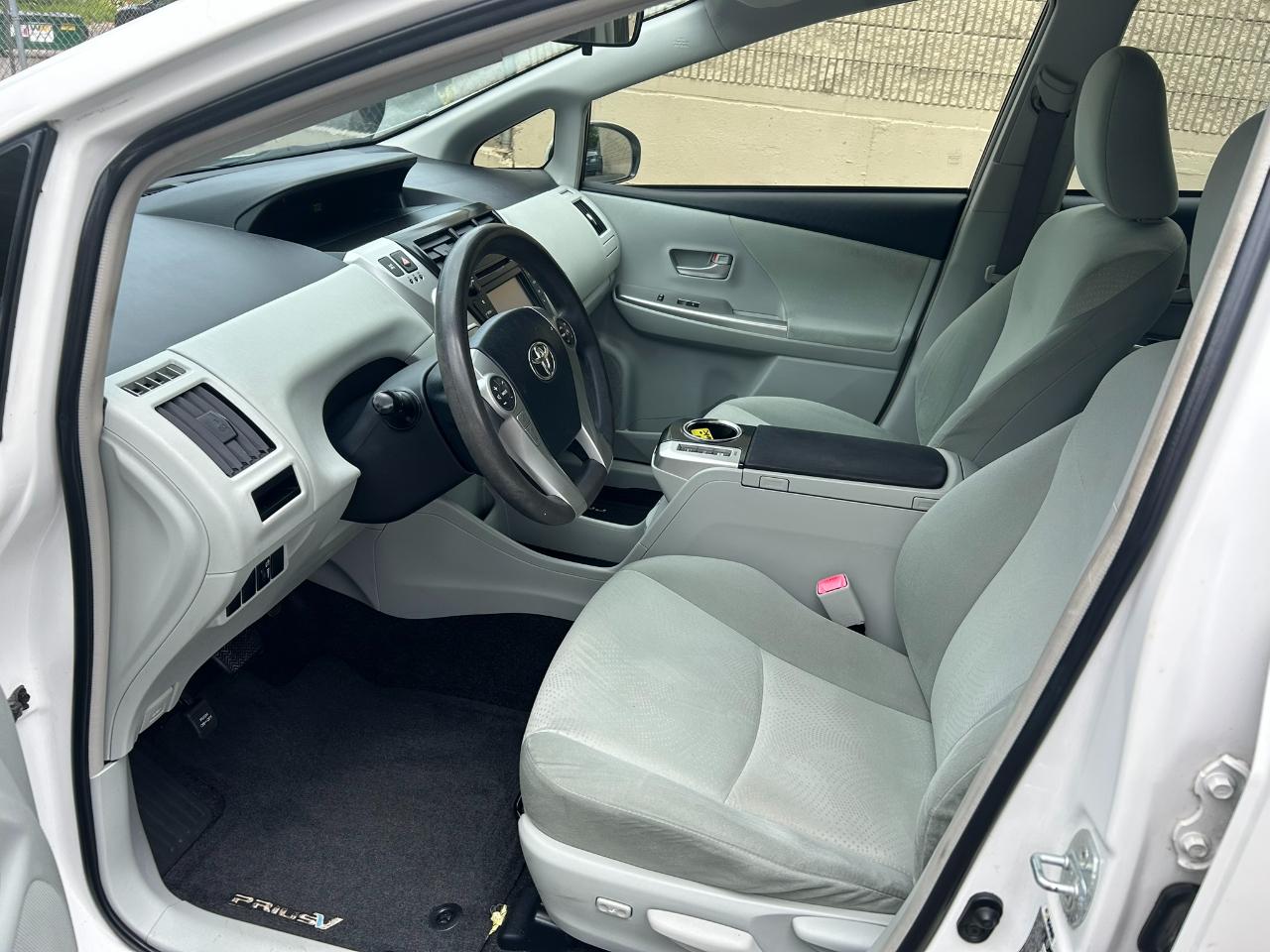 Toyota Prius V Three 2013