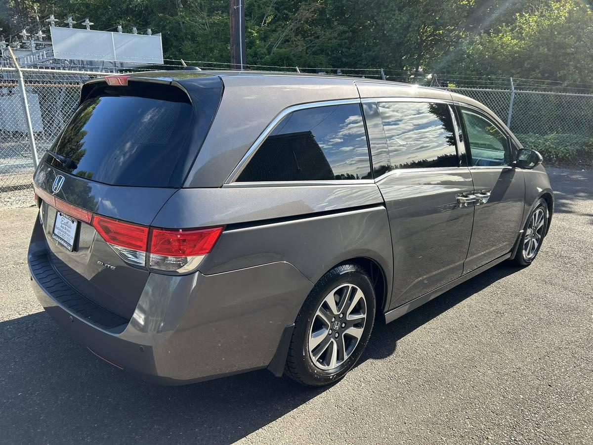Honda Odyssey Touring 2015