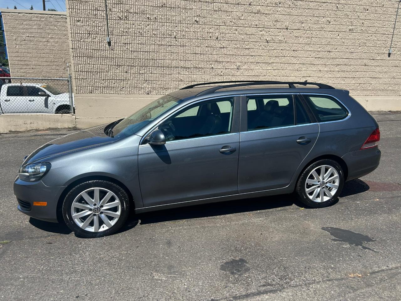 Volkswagen Jetta SportWagen 2.0L TDI 2014