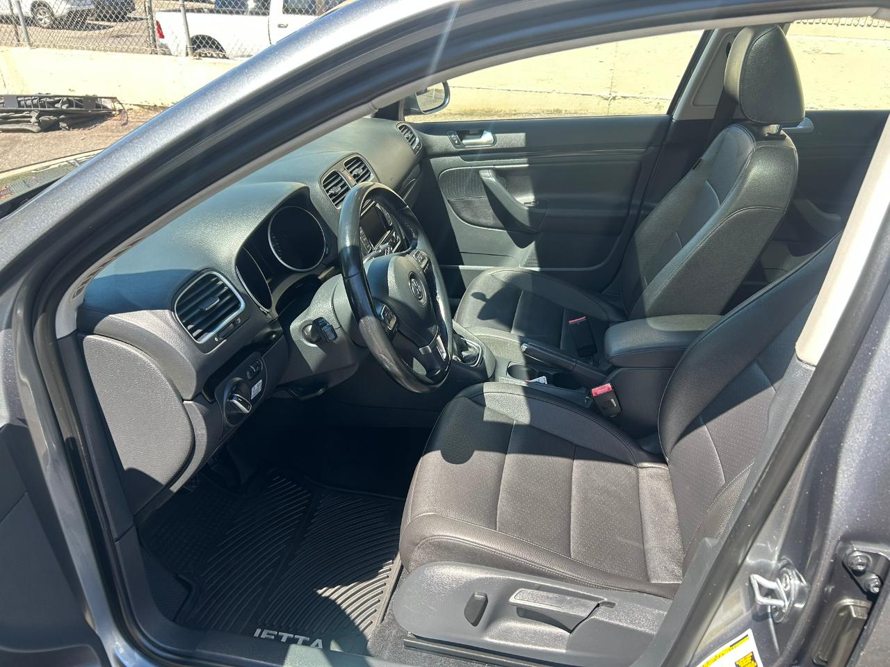 Volkswagen Jetta SportWagen 2.0L TDI 2014