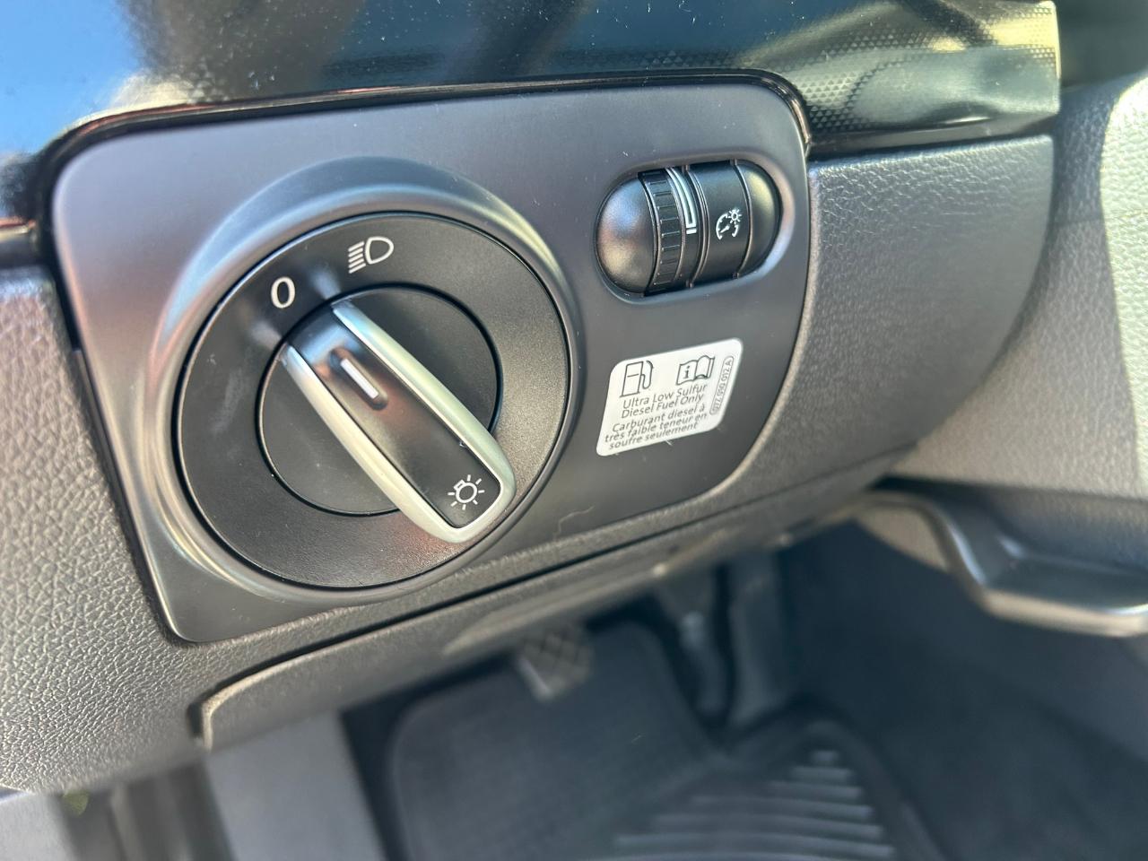 Volkswagen Jetta SportWagen 2.0L TDI 2014