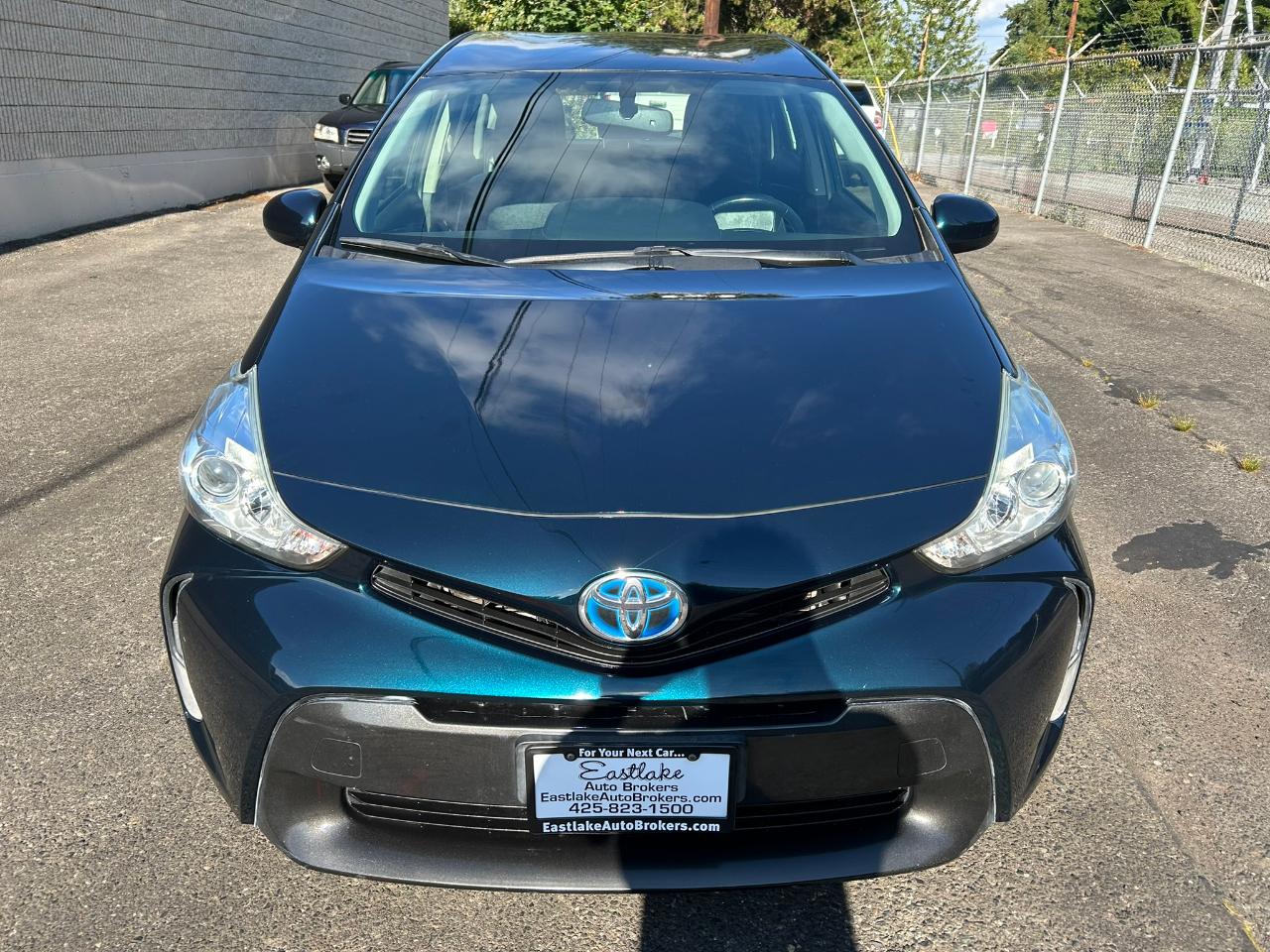 Toyota Prius V Four 2017