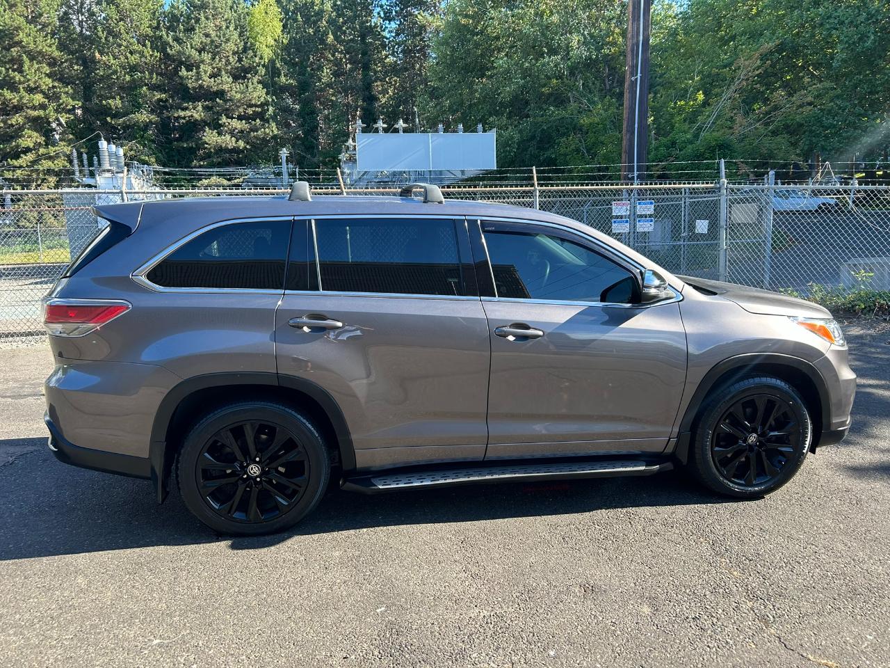 Toyota Highlander LE FWD I4 2015