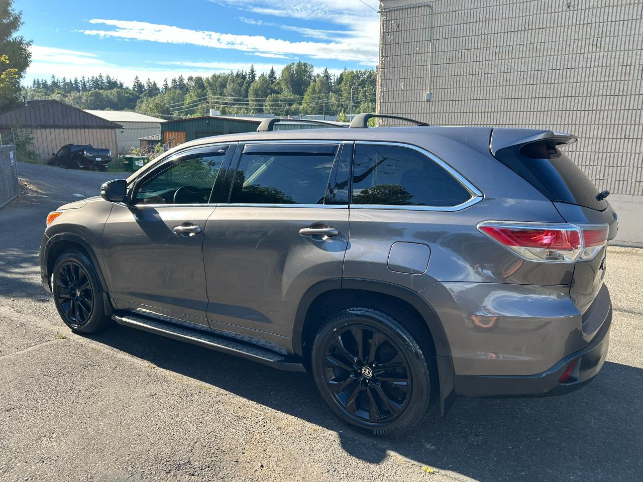 Toyota Highlander LE FWD I4 2015