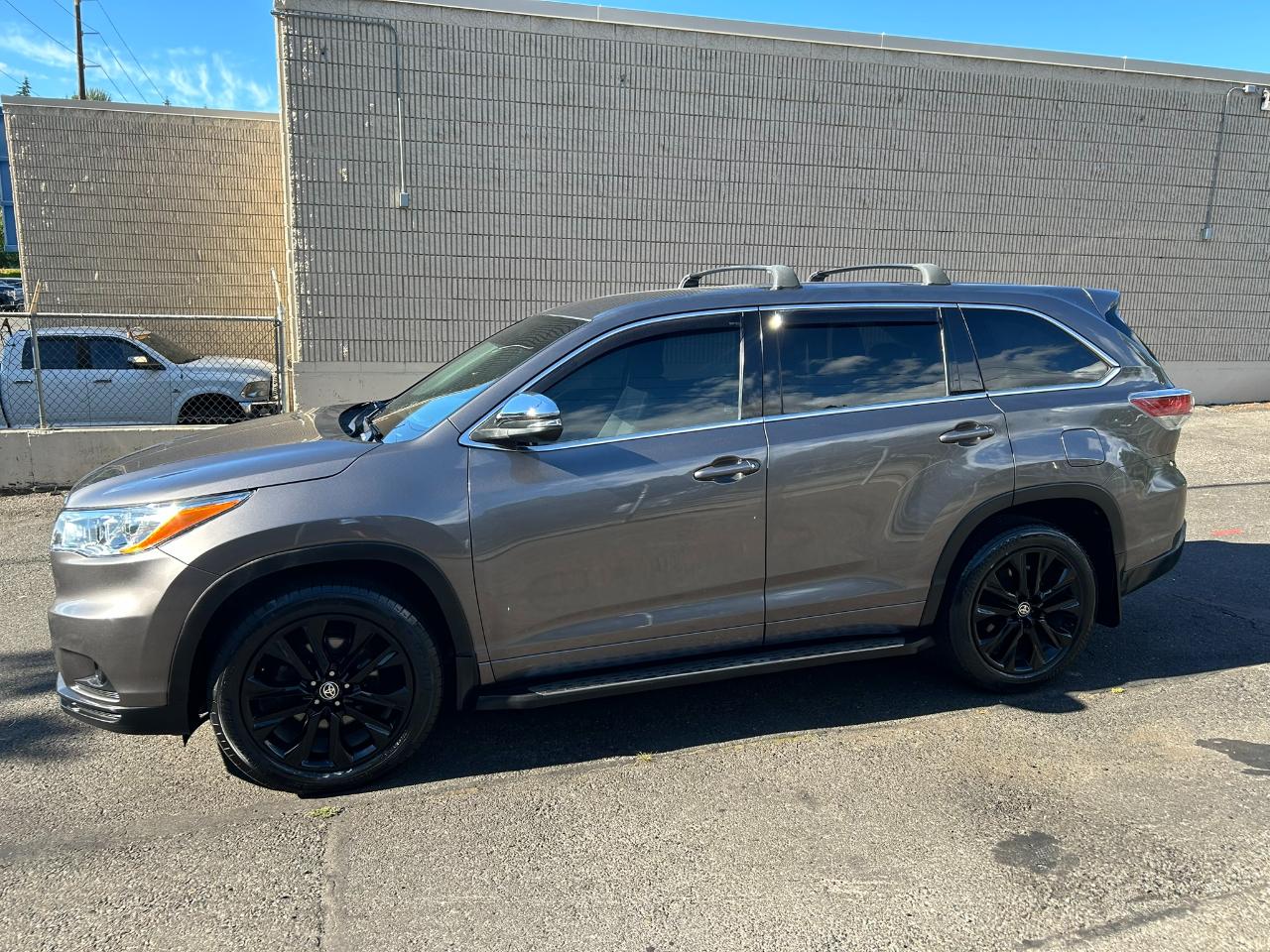 Toyota Highlander LE FWD I4 2015