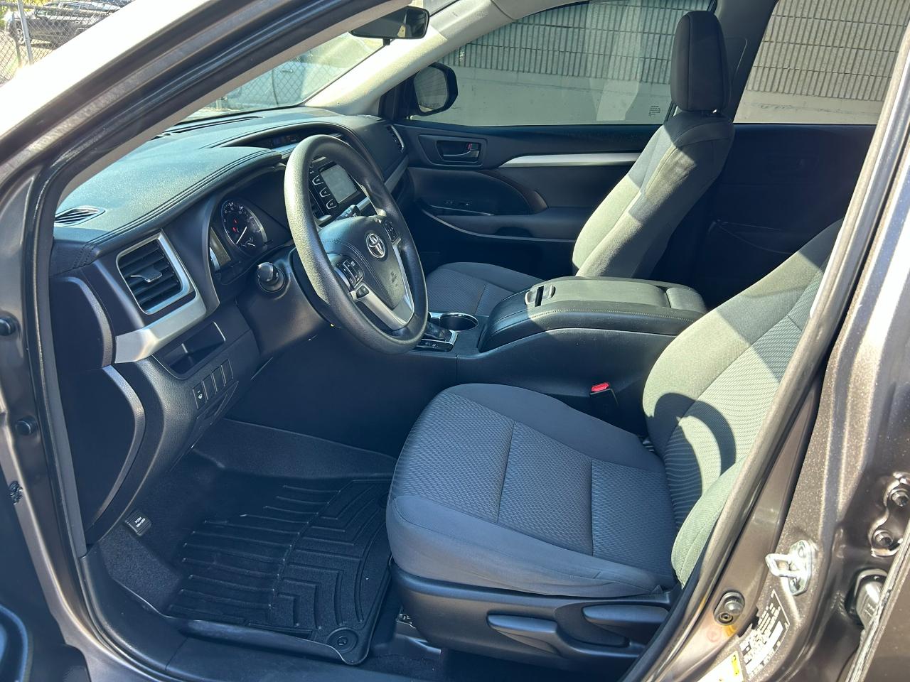 Toyota Highlander LE FWD I4 2015