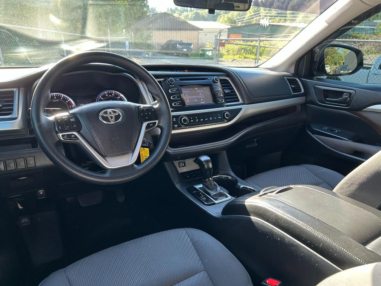 Toyota Highlander LE FWD I4 2015
