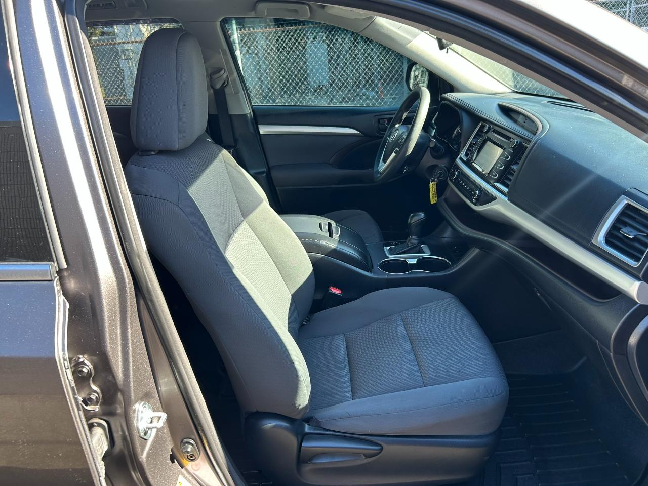 Toyota Highlander LE FWD I4 2015