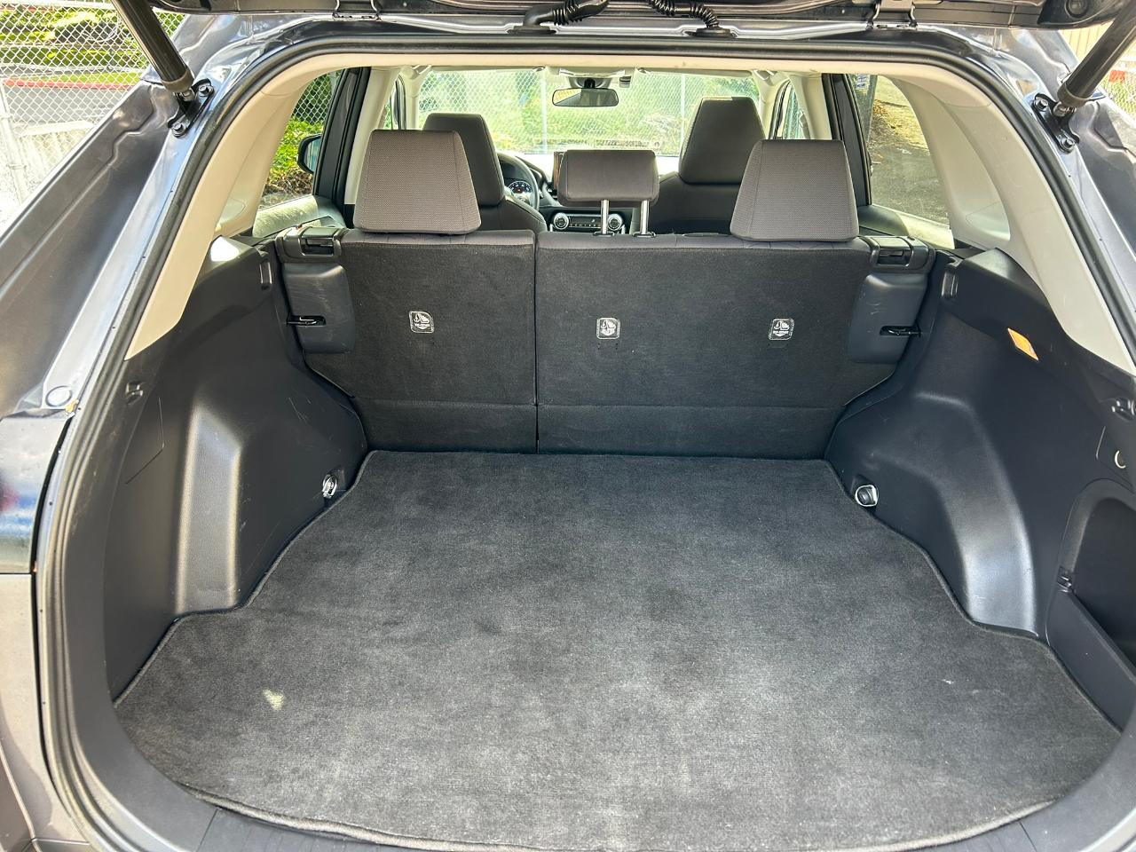 Toyota RAV4 Hybrid XLE 2019