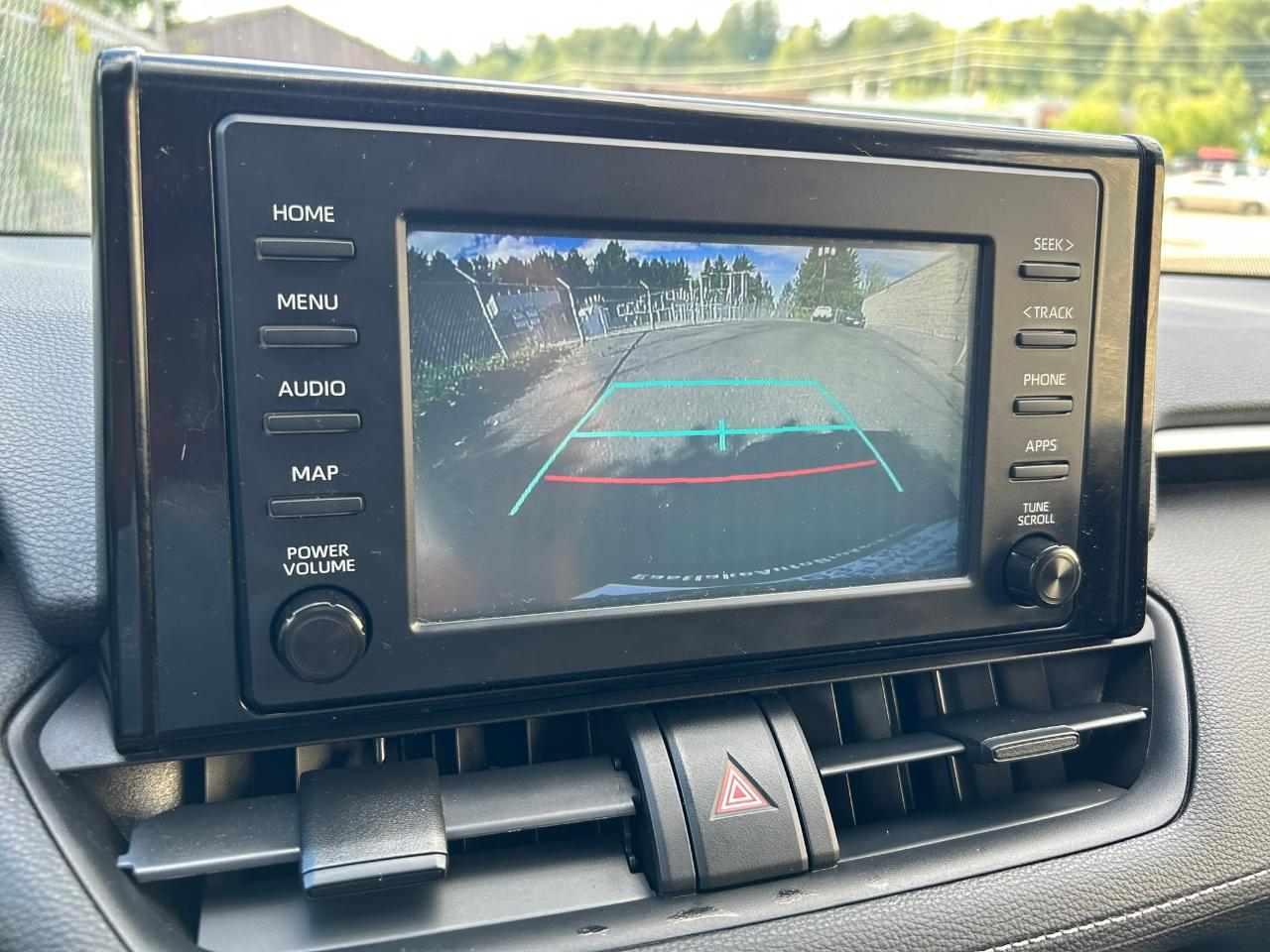 Toyota RAV4 Hybrid XLE 2019
