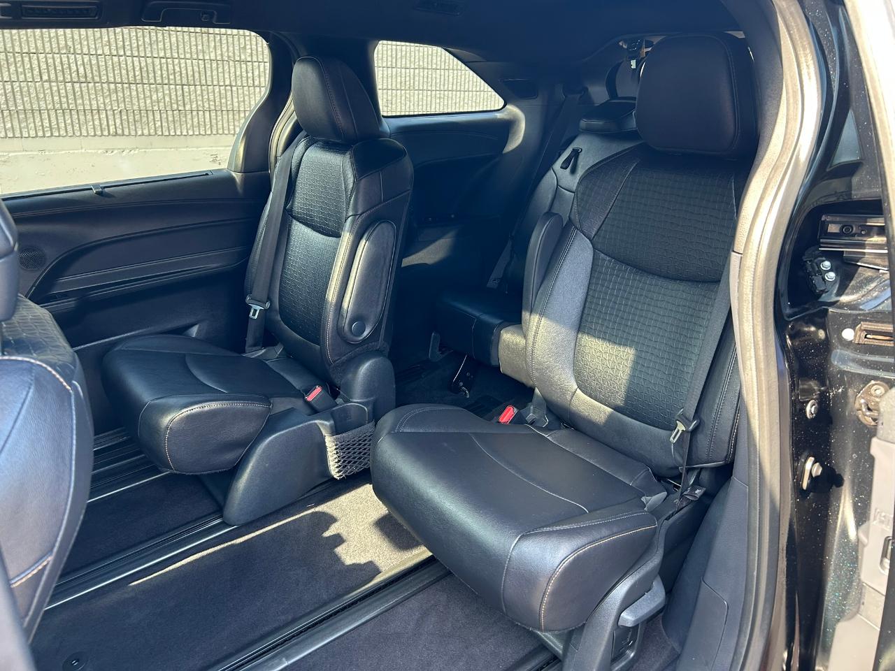 Toyota Sienna  2025