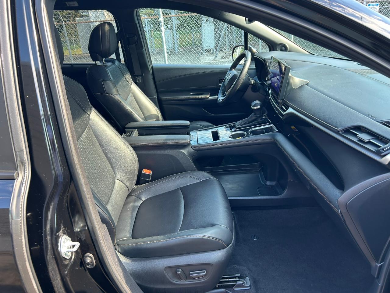 Toyota Sienna  2025