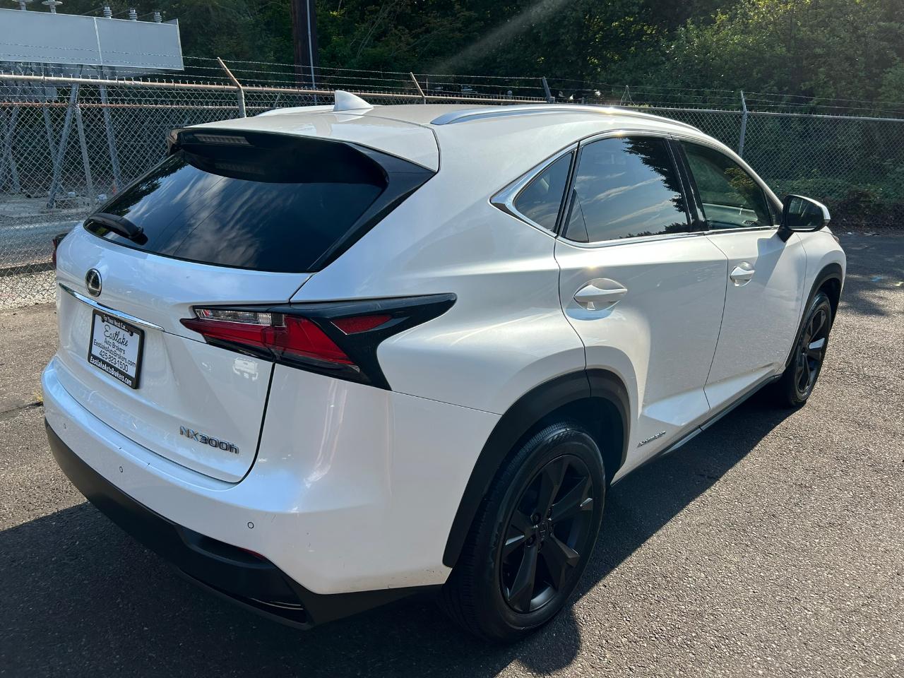 Lexus NX 300h AWD 2017
