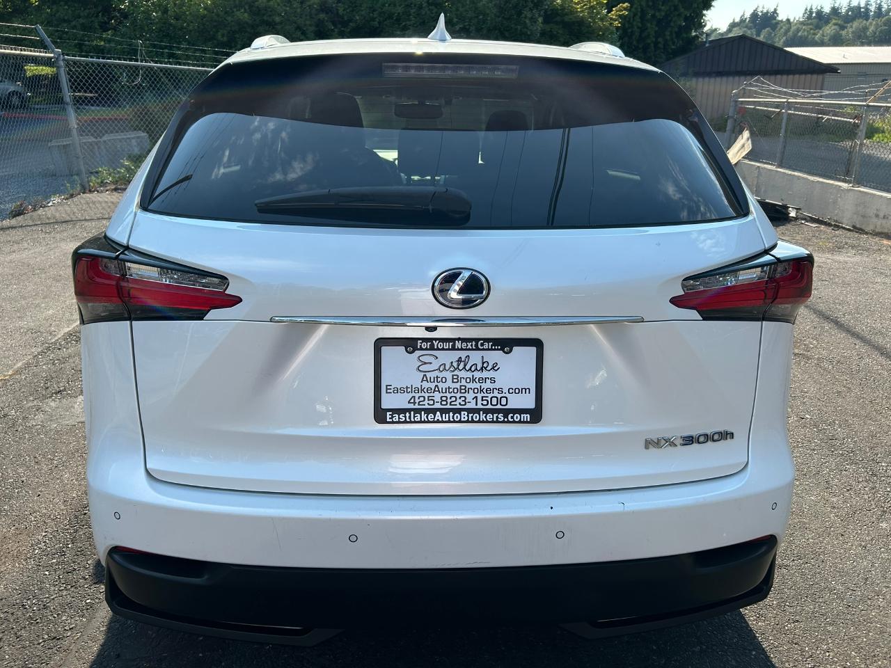 Lexus NX 300h AWD 2017