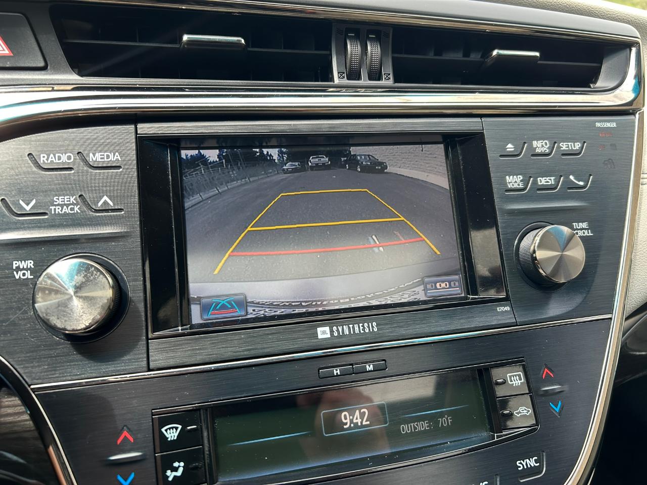 Toyota Avalon Hybrid Limited 2014