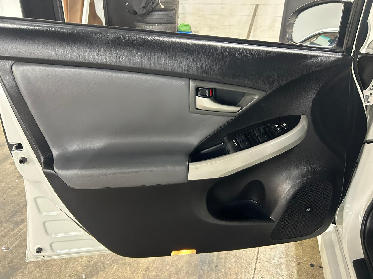 Toyota Prius Prius IV 2013
