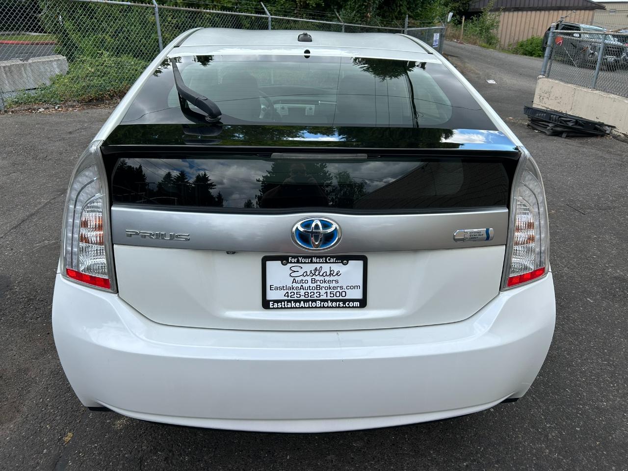 Toyota Prius Plug-In 2013