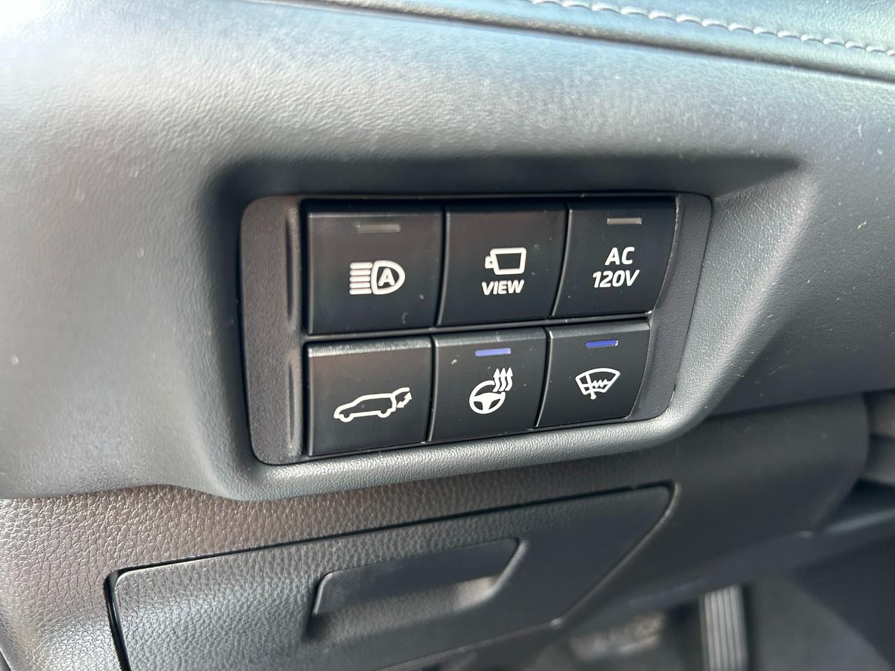 Toyota Highlander Hybrid Limited AWD 2021