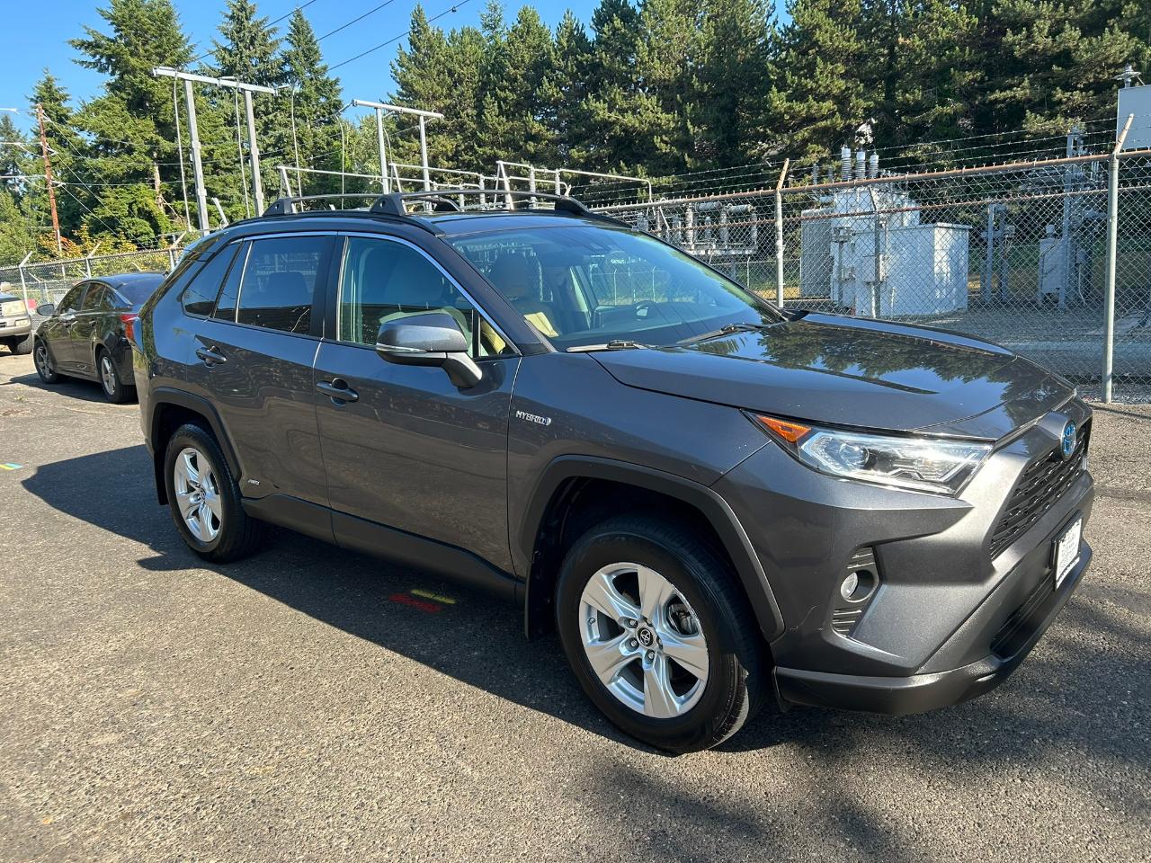 Toyota RAV4 Hybrid XLE 2019