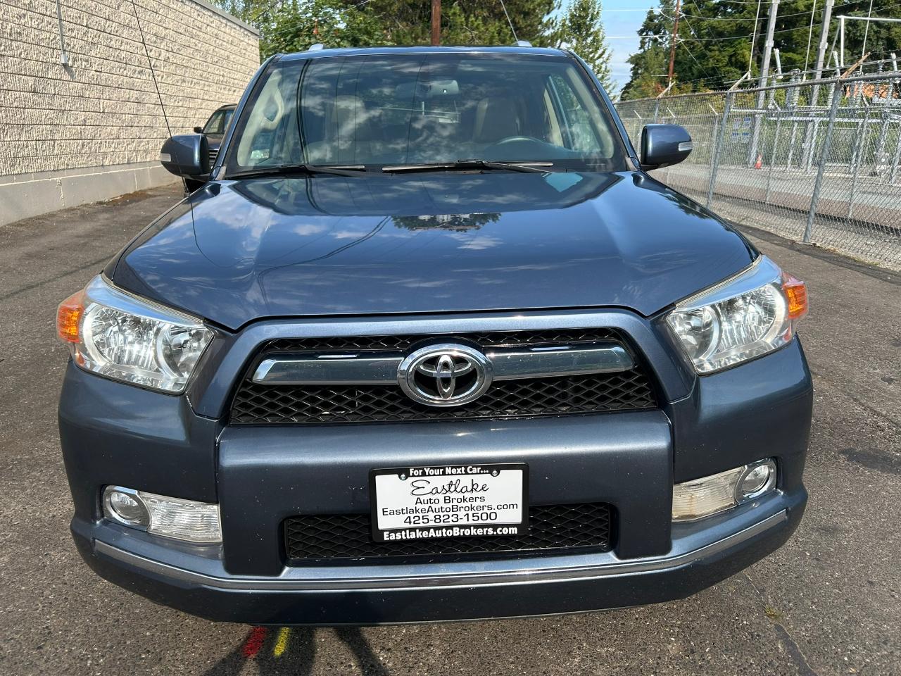 Toyota 4Runner Limited 4WD V6 2010