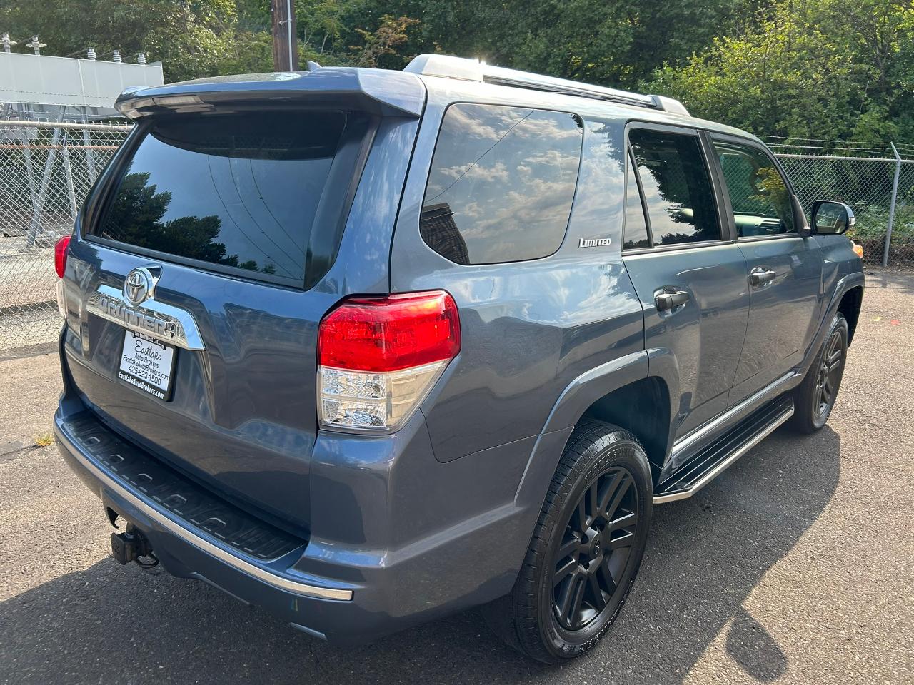 Toyota 4Runner Limited 4WD V6 2010