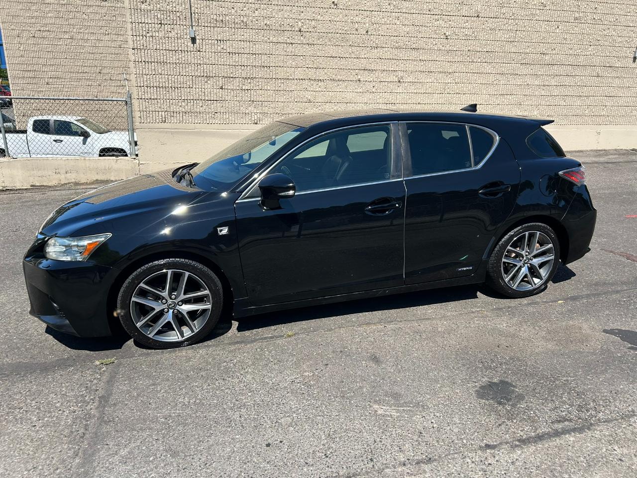 Lexus CT 200h  2014
