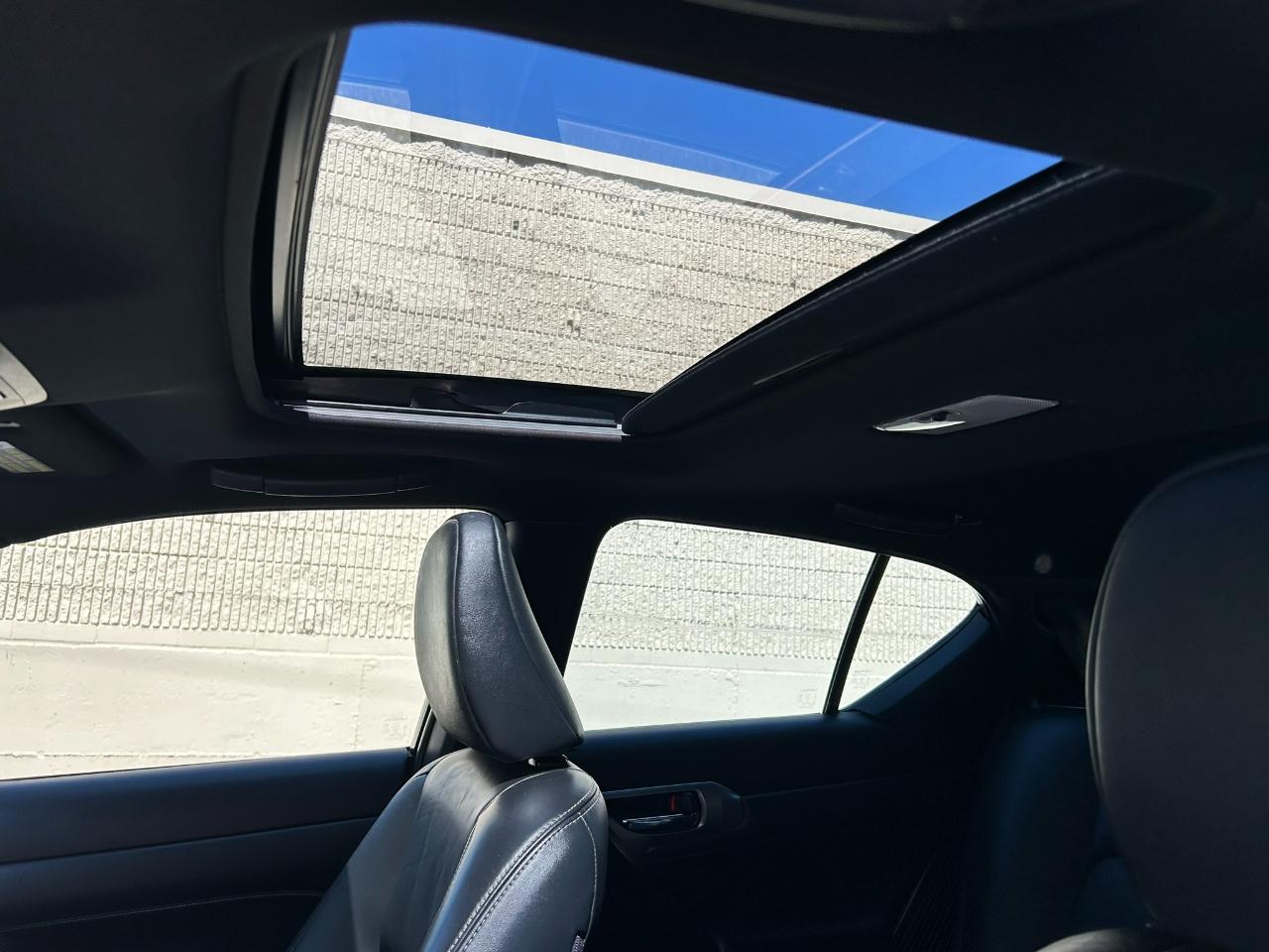 Lexus CT 200h  2014