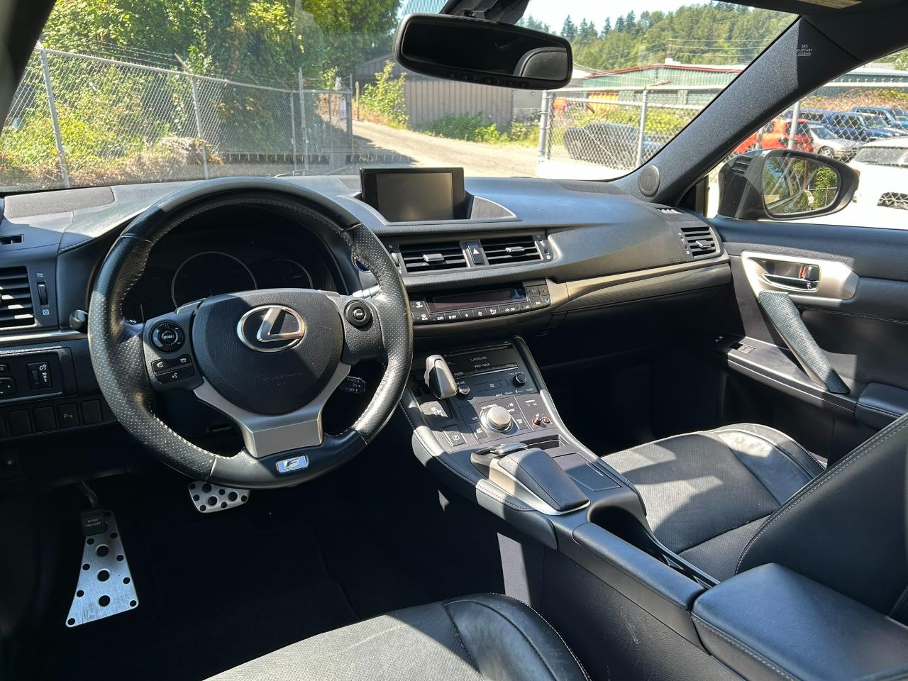 Lexus CT 200h  2014