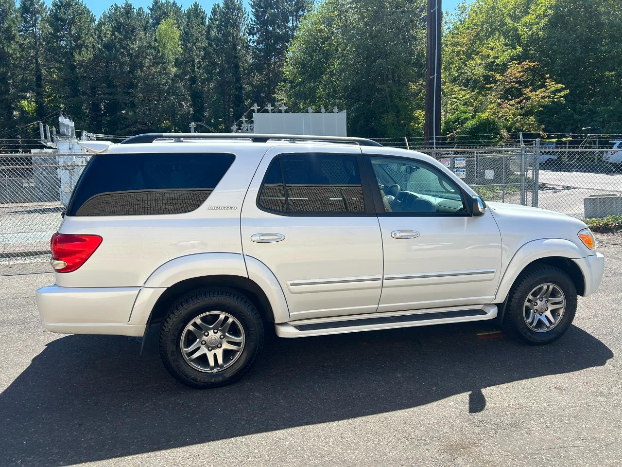 Toyota Sequoia Limited 4WD 2007