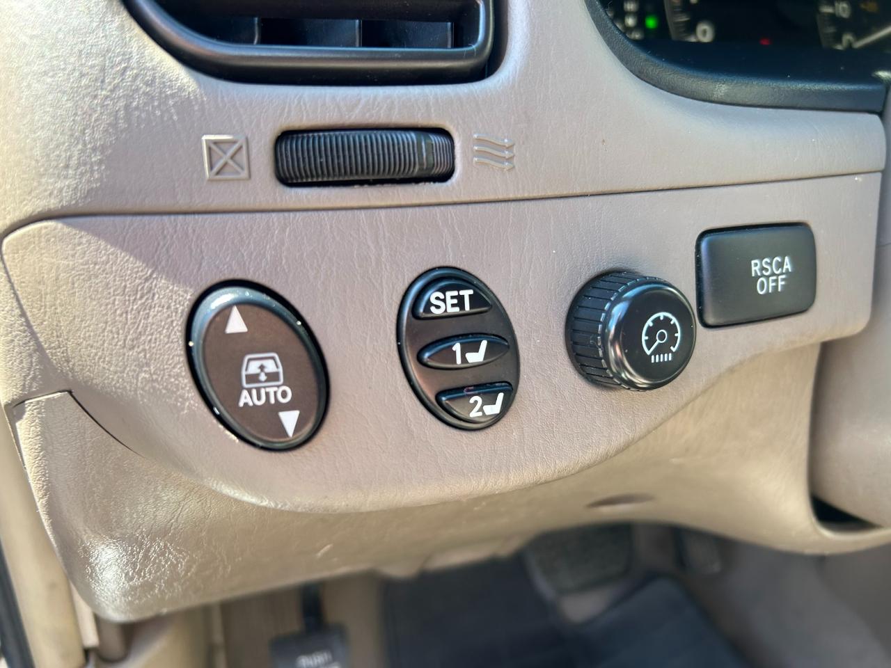 Toyota Sequoia Limited 4WD 2007
