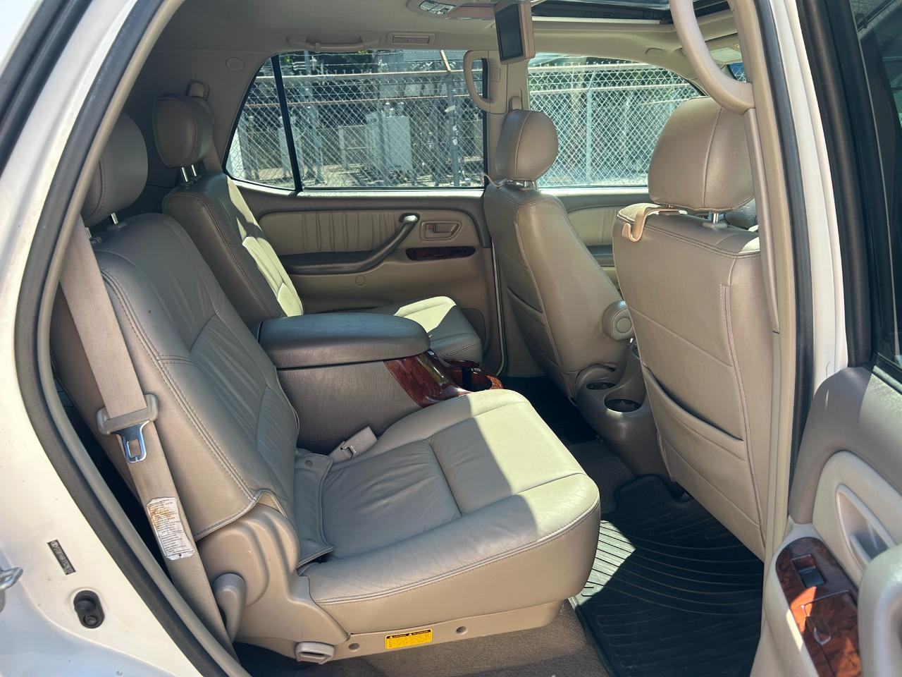 Toyota Sequoia Limited 4WD 2007