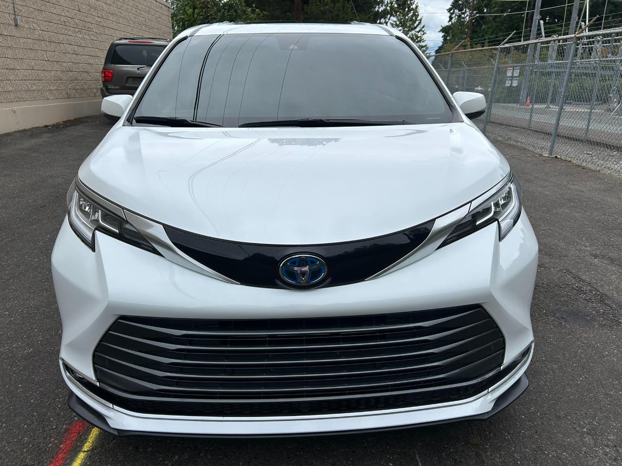 Toyota Sienna Limited 7-Passenger AWD 2024