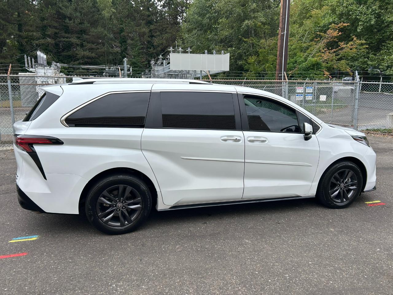 Toyota Sienna Limited 7-Passenger AWD 2024