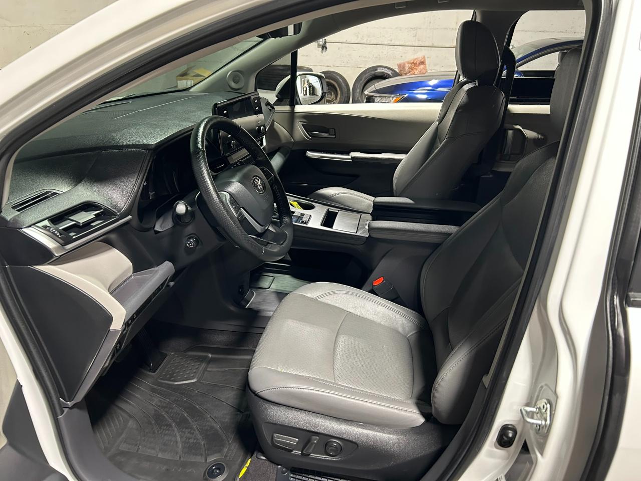 Toyota Sienna Limited 7-Passenger AWD 2024