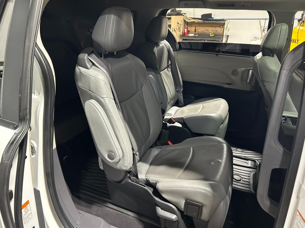 Toyota Sienna Limited 7-Passenger AWD 2024