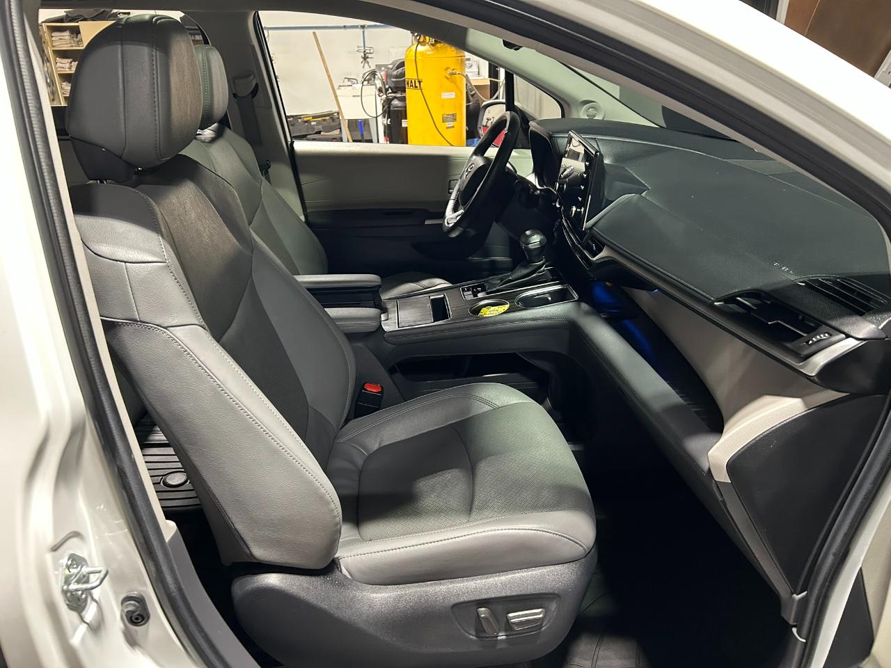 Toyota Sienna Limited 7-Passenger AWD 2024
