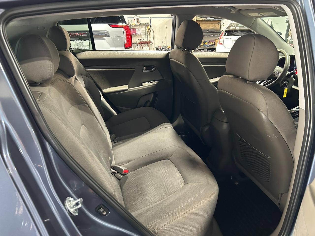 Kia Sportage LX AWD 2012