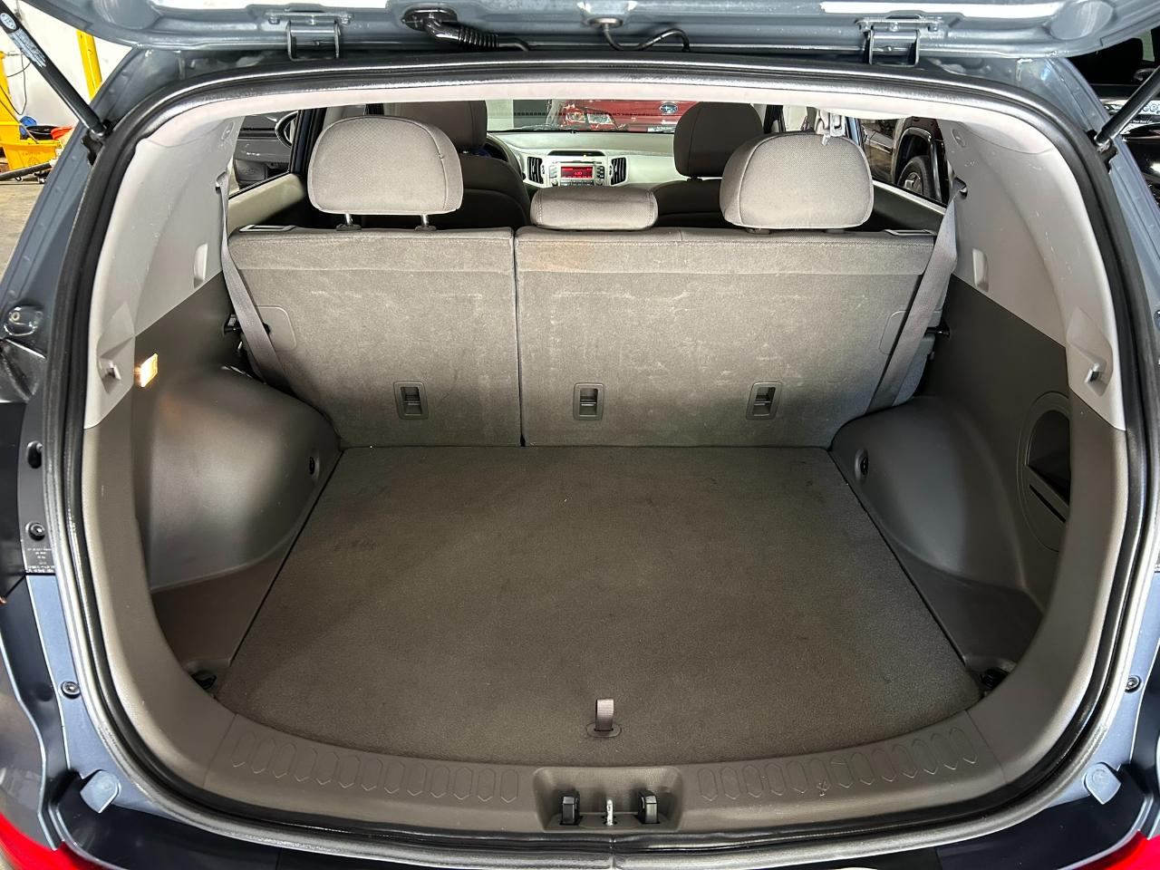 Kia Sportage LX AWD 2012